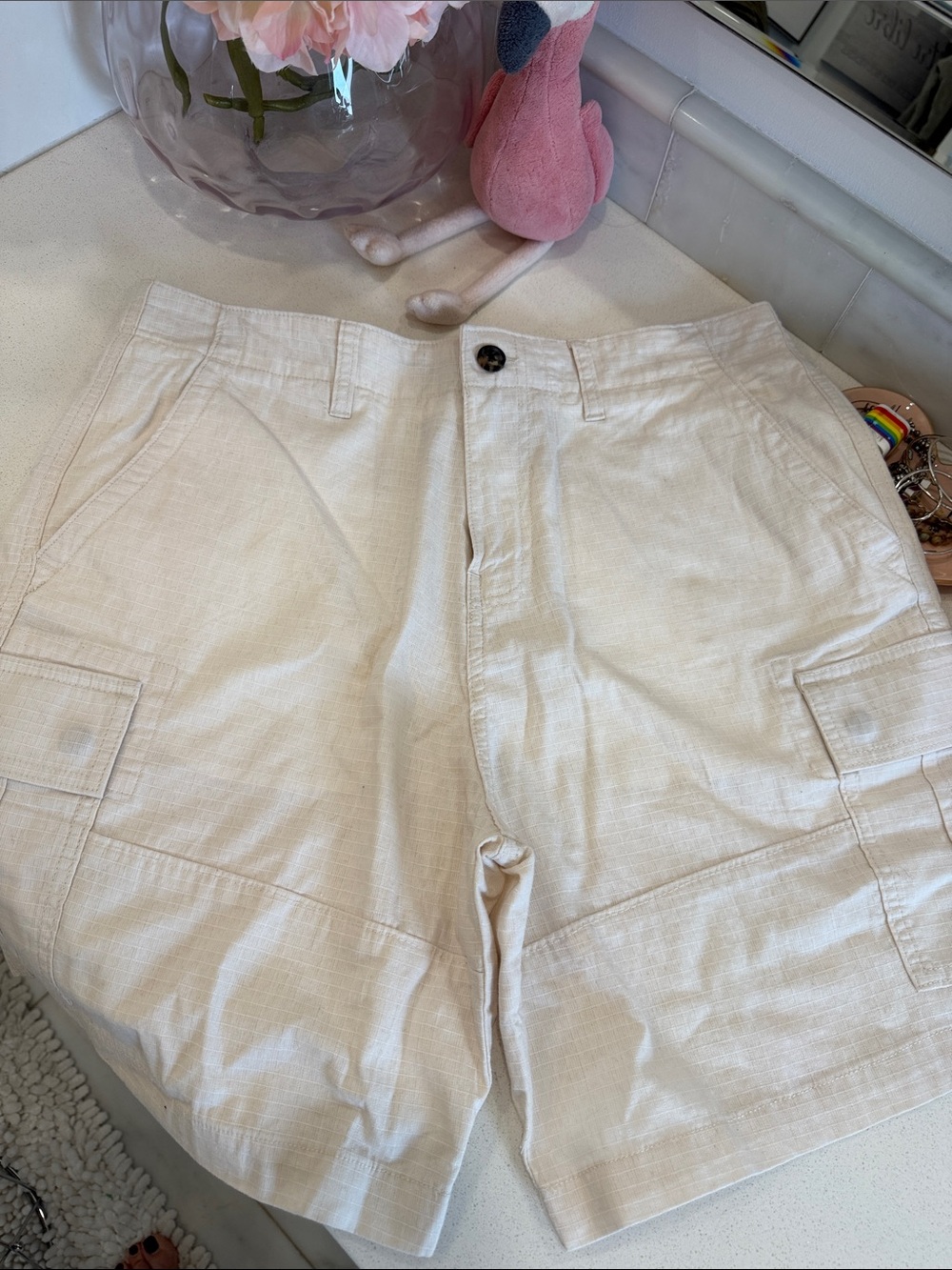 Lucky Brand Men's Cargo Shorts in Light Cream